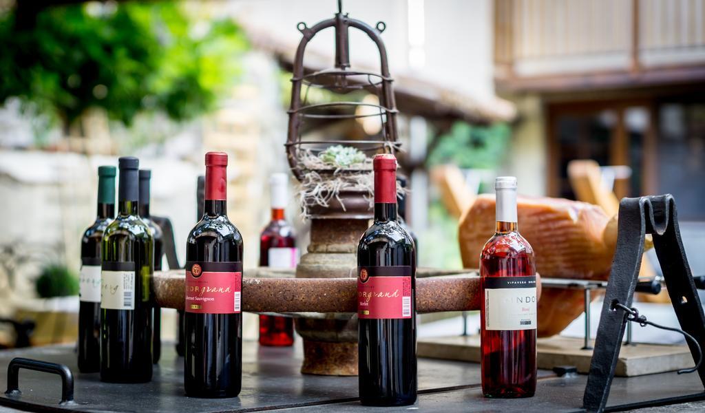 ホテル Toncevi Eco Estate Branik エクステリア 写真
